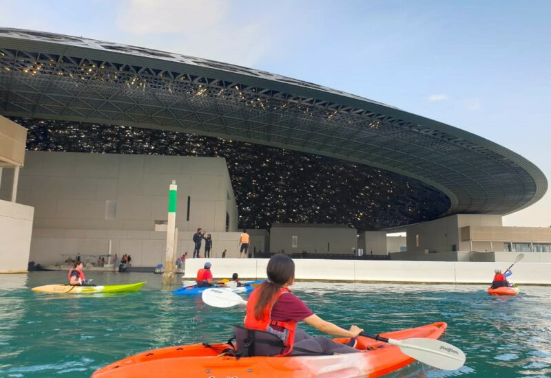 kayaking louvre AD